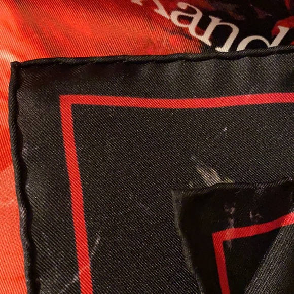 ALEXANDER MCQUEEN Exploded Poppy Print Silk Scarf - Picture 7 of 7